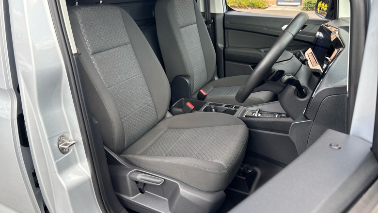 Ford Transit Connect 250 L2 Petrol 1.5 EcoBoost PHEV 150 Limited Van Auto